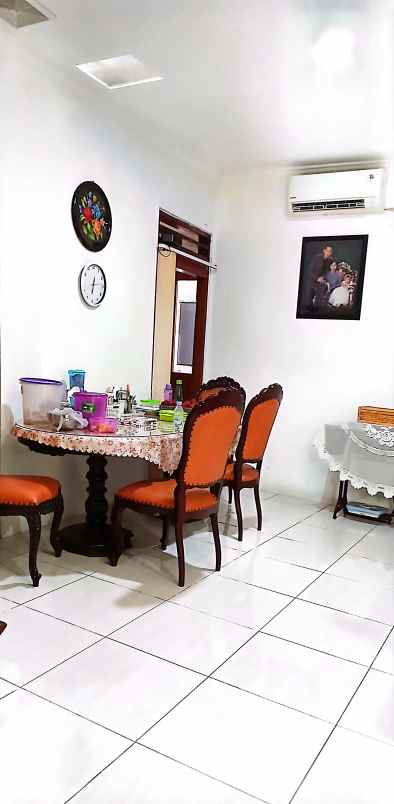 dijual rumah komplek bpk i bepeka 1