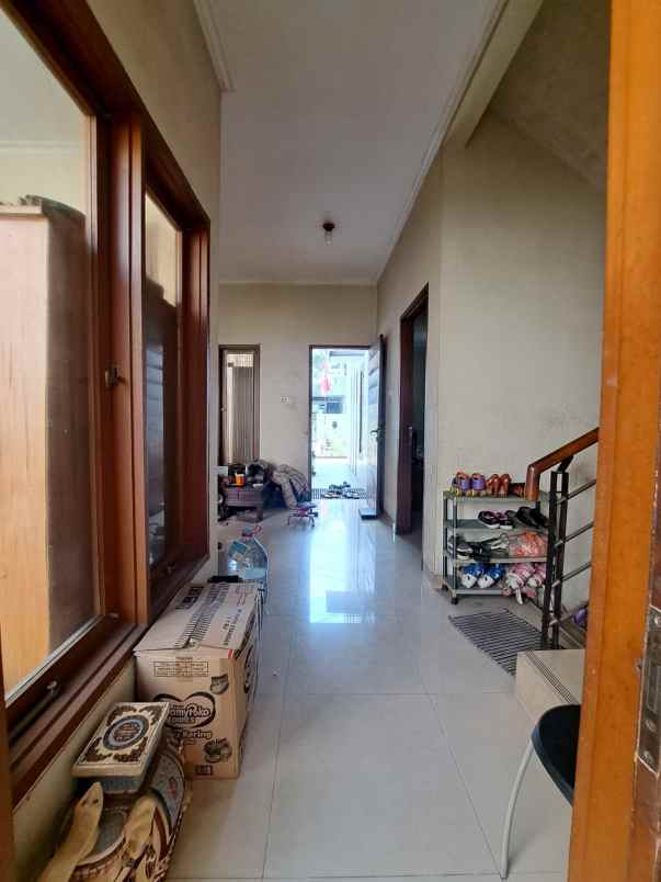 dijual rumah komplek buahbatu regency