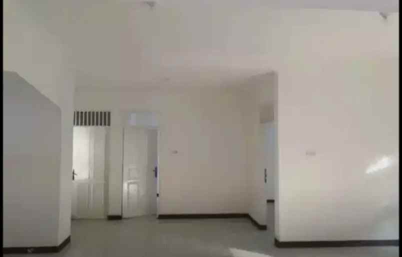 dijual rumah komplek pondok surya