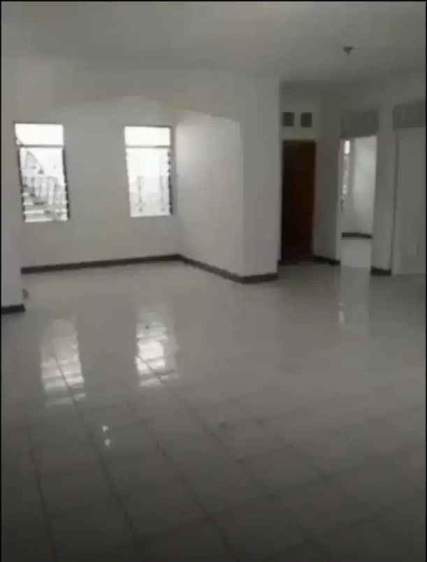 dijual rumah komplek pondok surya