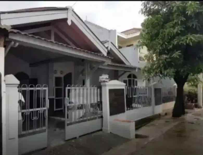 dijual rumah komplek pondok surya