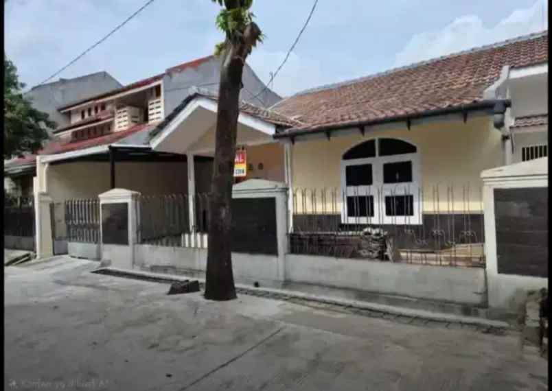 dijual rumah komplek pondok surya