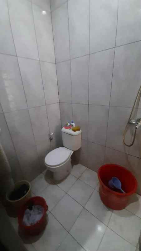 dijual rumah komplek puri ayu squash