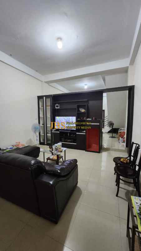 dijual rumah komplek rukun mas jalan