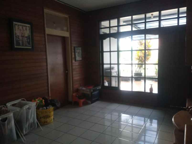 dijual rumah komplek sekelimus buahbatu