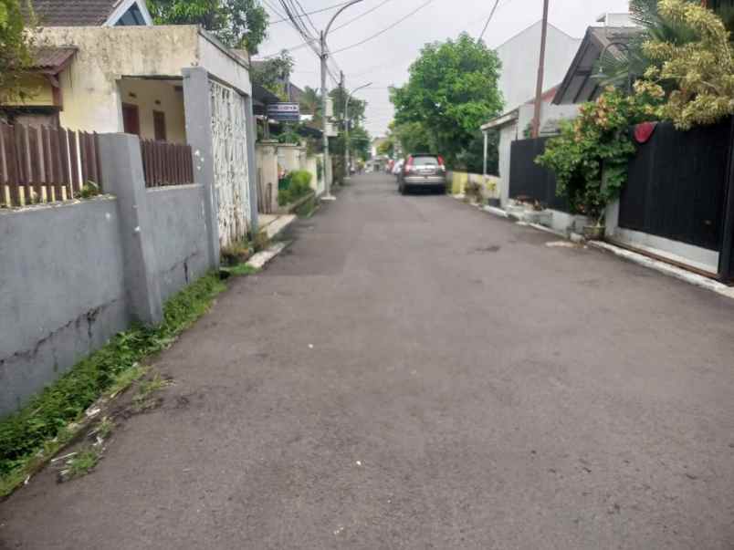 dijual rumah komplek sekelimus buahbatu