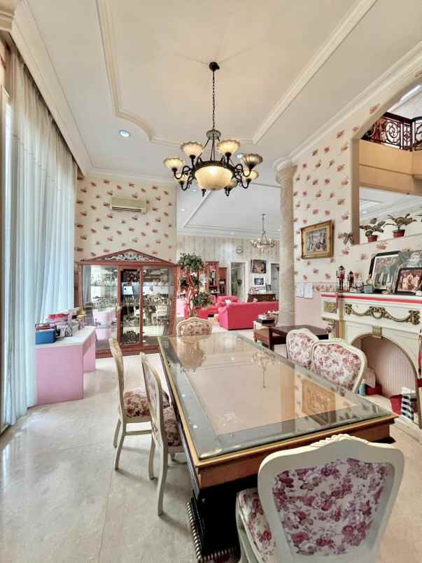 dijual rumah kupang indah