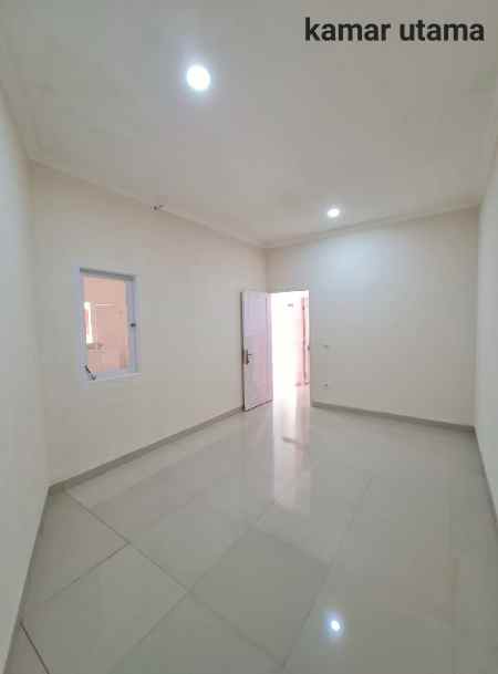 dijual rumah larangan utara