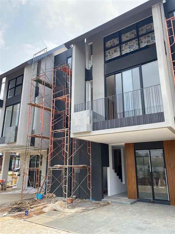 dijual rumah lebak bulus jakarta selatan