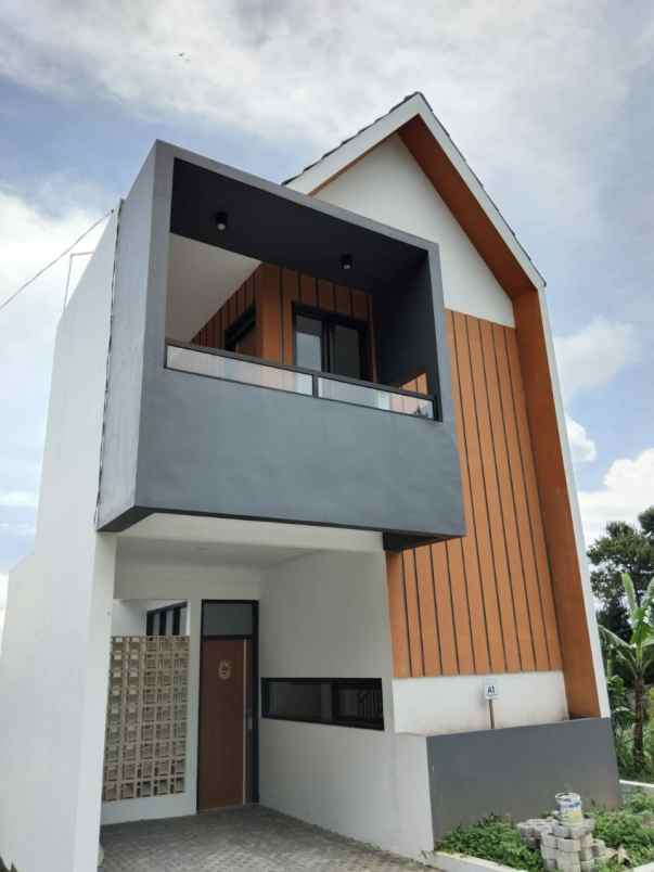 dijual rumah lembang bandung barat