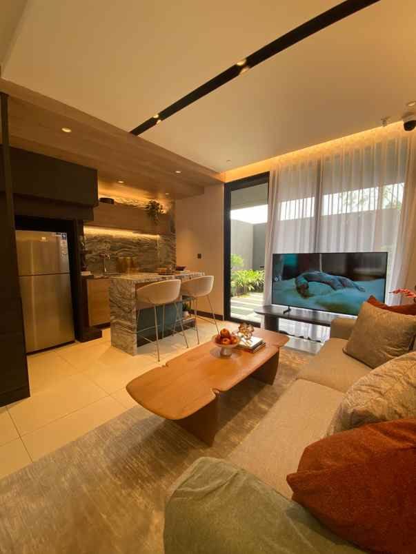 dijual rumah lippo central karawaci