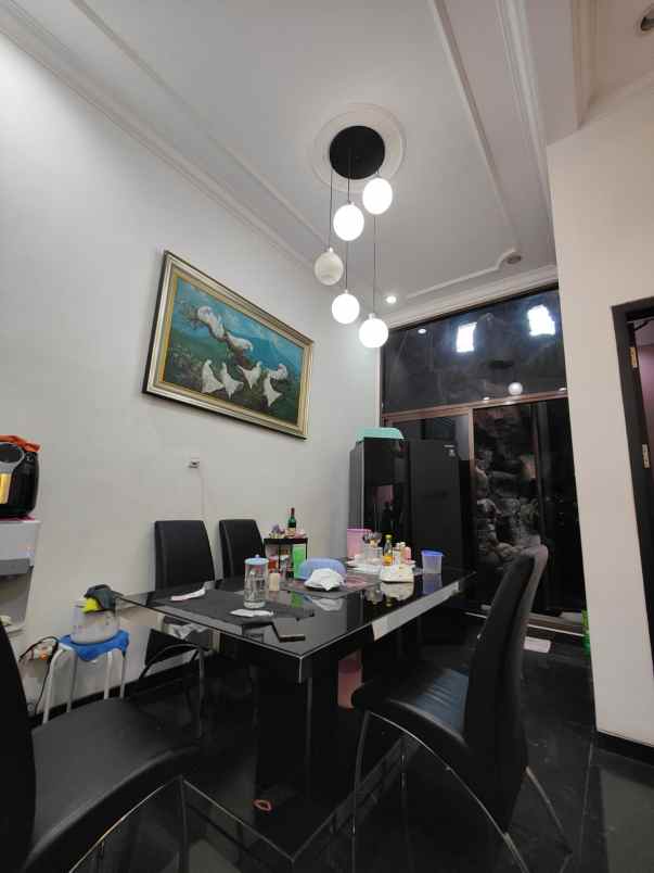 dijual rumah lokasi taman sulfat kota malang