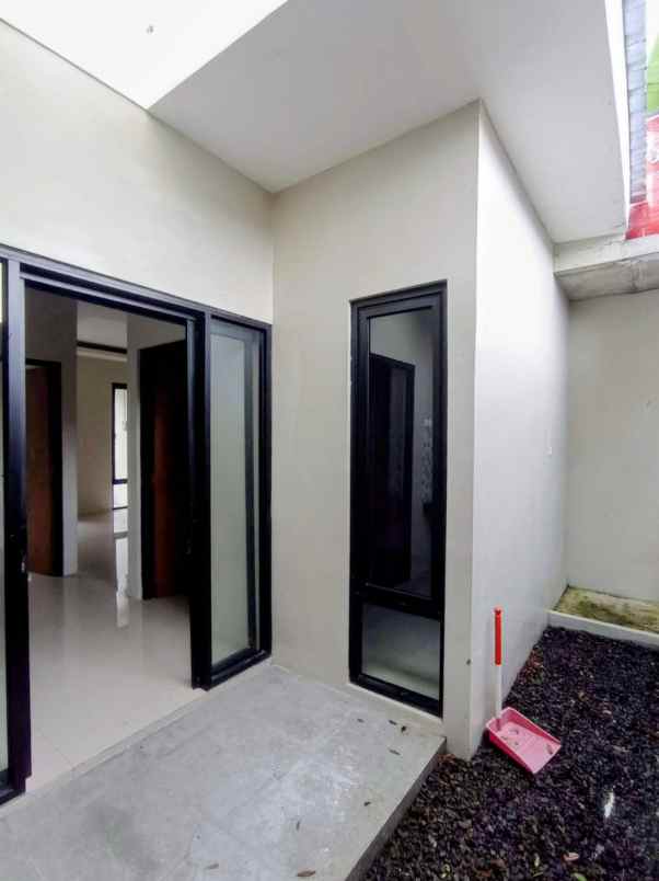 dijual rumah maguwoharjo