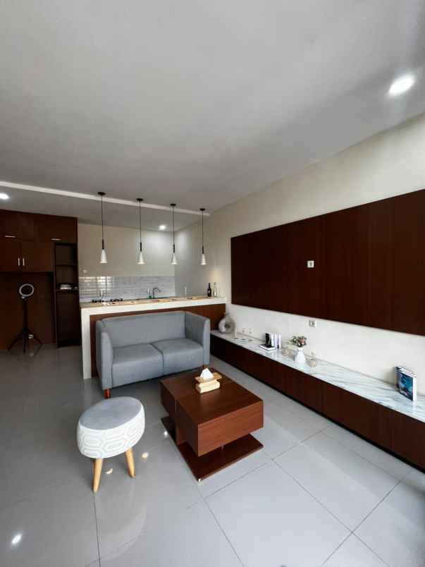 dijual rumah maguwoharjo sleman