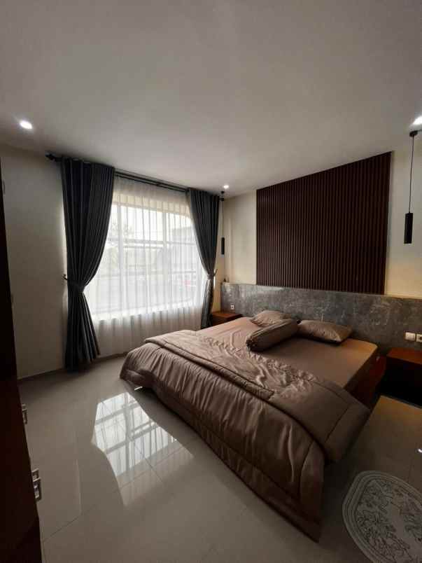dijual rumah maguwoharjo sleman