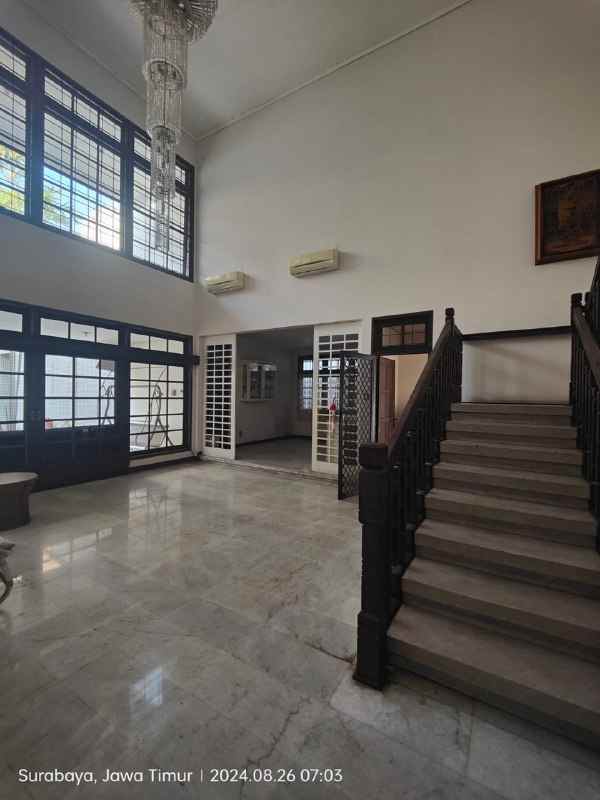 dijual rumah manyar kertoarjo