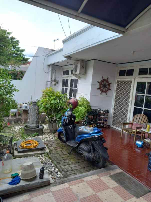 dijual rumah medayu asri