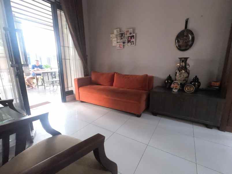 dijual rumah melia grove blok gmd 02