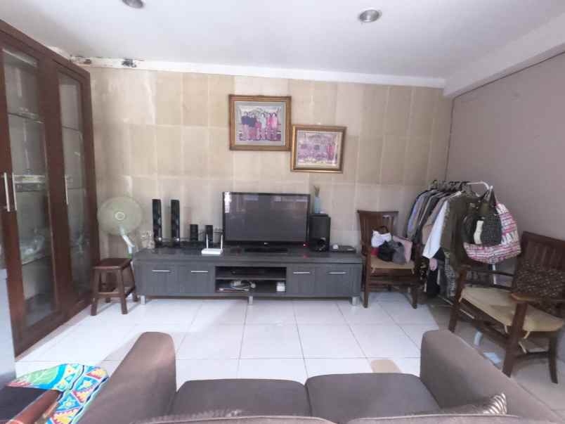 dijual rumah melia grove blok gmd 02