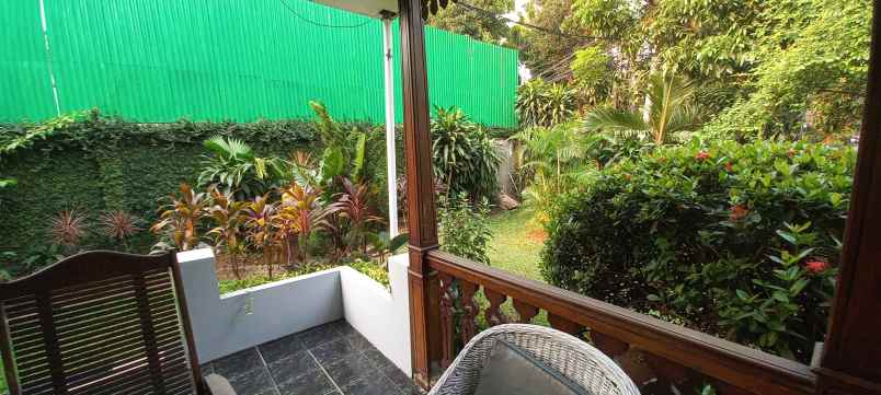 dijual rumah menteng