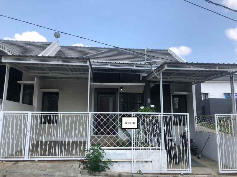 dijual rumah merjosari