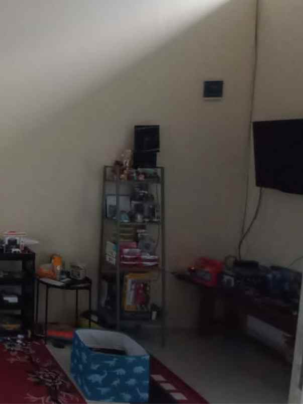 dijual rumah meruyung limo depok