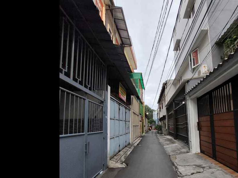dijual rumah mewah 4 lantai jakarta barat