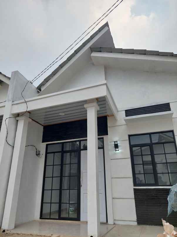 dijual rumah mewah lokasi strategis di bekasi