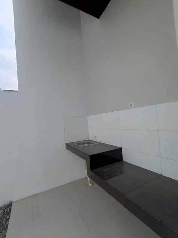 dijual rumah minimalis di gland ciwastra