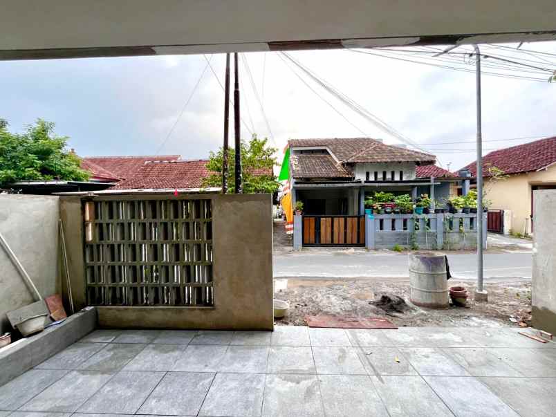 dijual rumah minomartani ngaglik