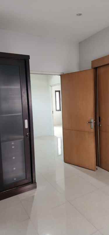 dijual rumah modern bintaro sektor tangerang selatan