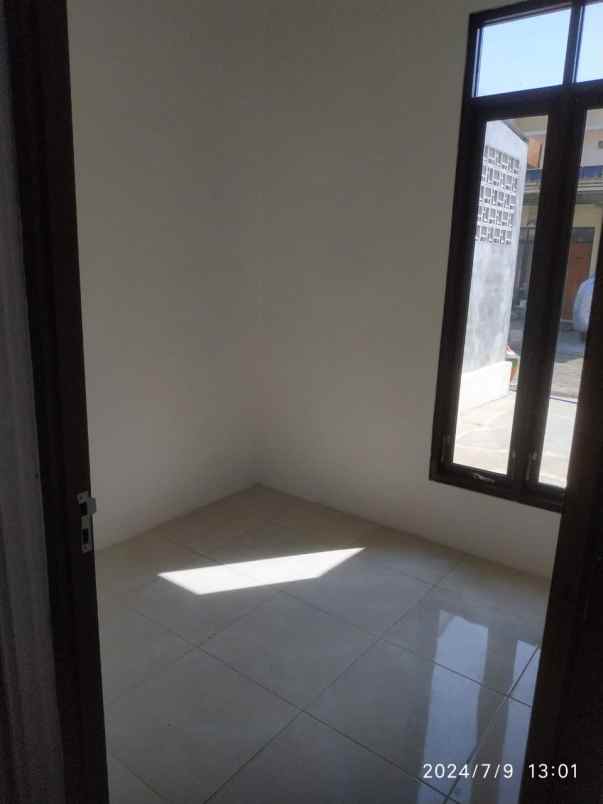 dijual rumah modern lokasi di dekat exit tol lawang