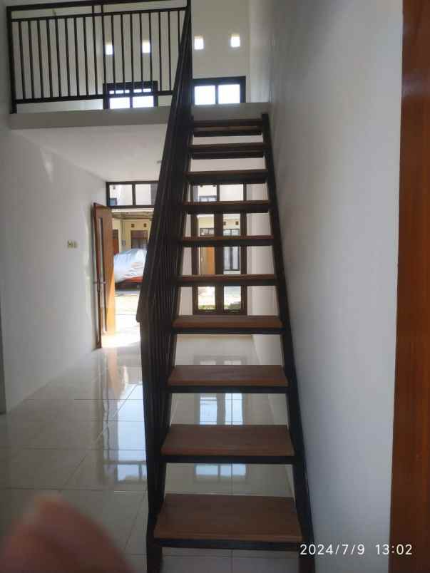dijual rumah modern lokasi di dekat exit tol lawang