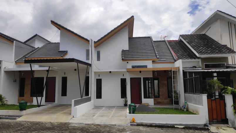 dijual rumah murah di sukun malang singhamerta city