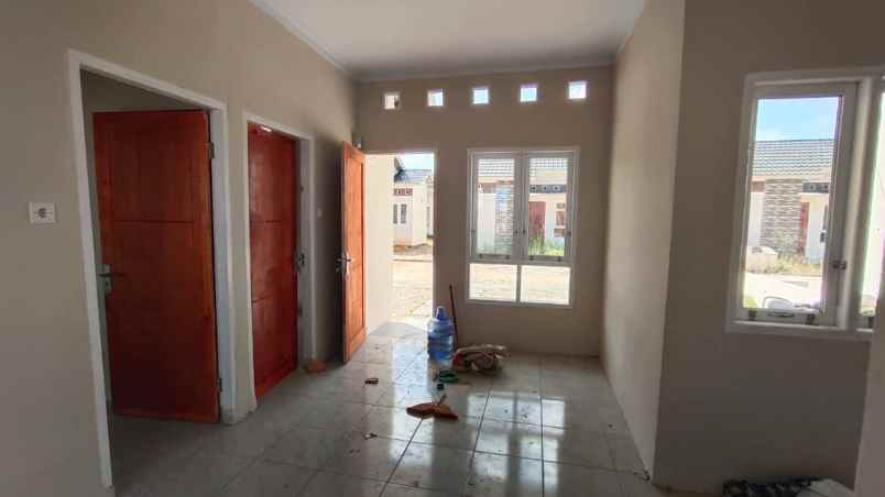 dijual rumah murah ready di kota pekanbaru