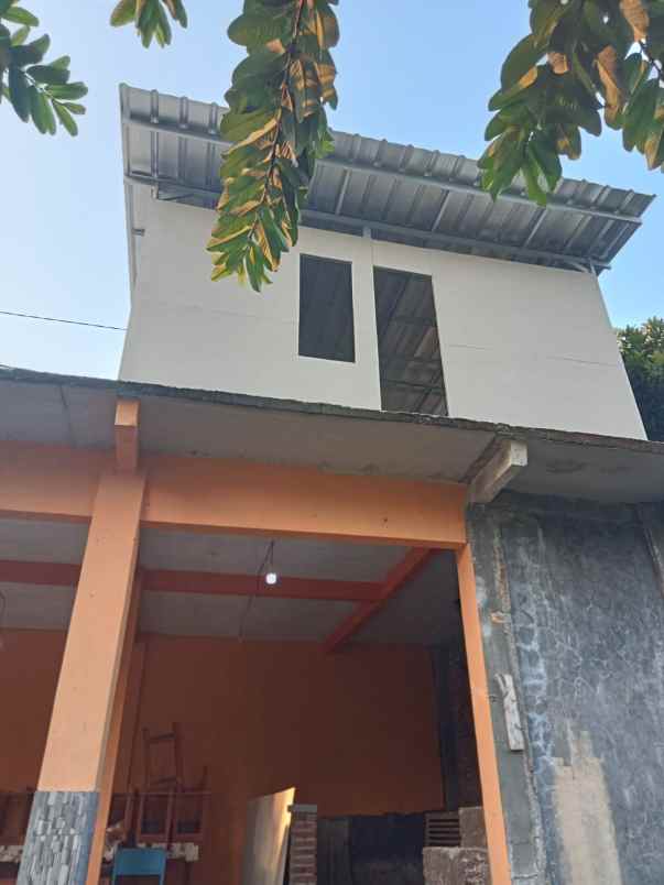 dijual rumah nusa indah