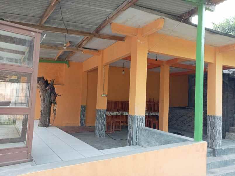 dijual rumah nusa indah