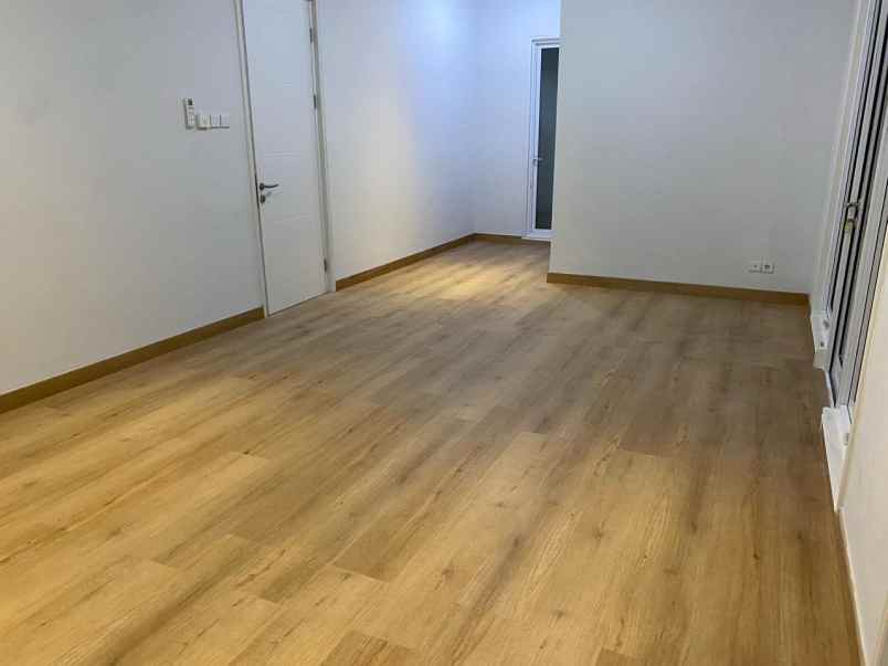 dijual rumah pasadena paramount land