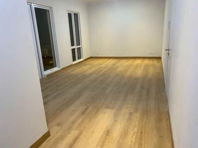 dijual rumah pasadena paramount land