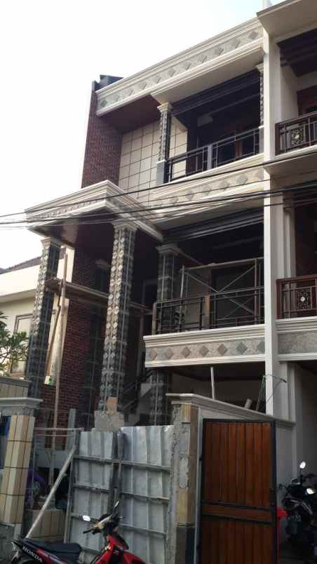 dijual rumah pejaten