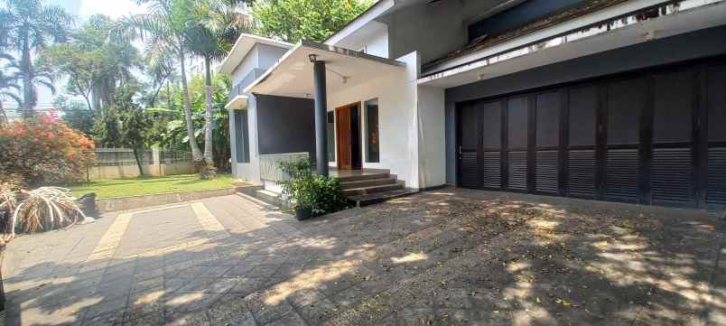 dijual rumah permata hijau