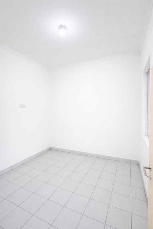 dijual rumah perum pura bojonggede