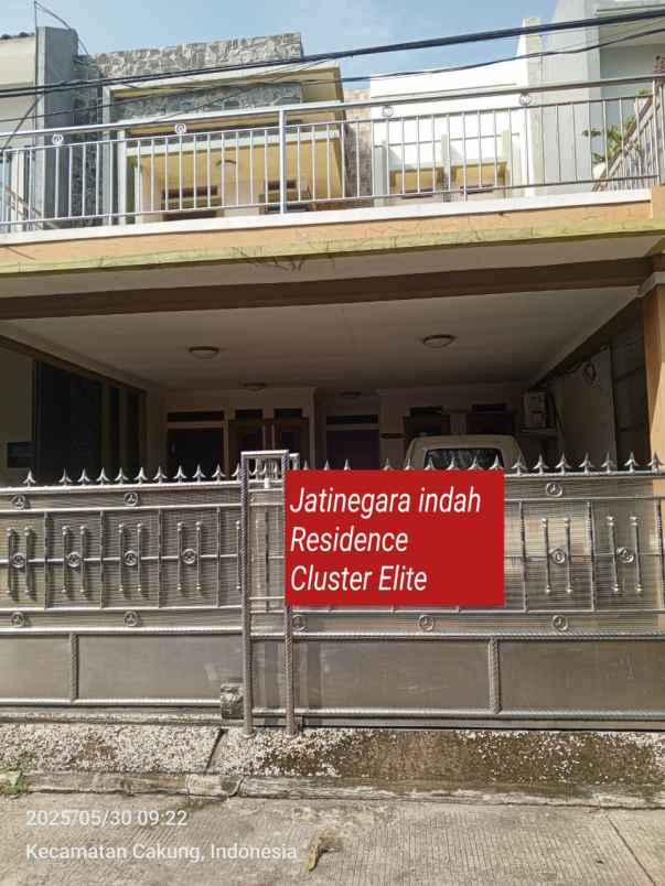 dijual rumah perumahan jatinegara indah