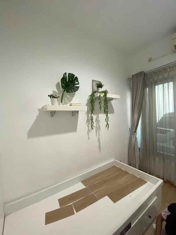 dijual rumah perumahan sakura regency