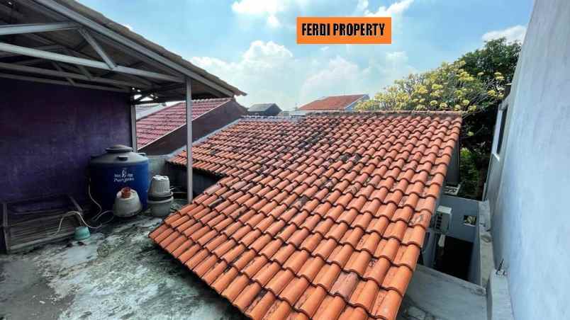 dijual rumah perumahan taman kenari cibubur