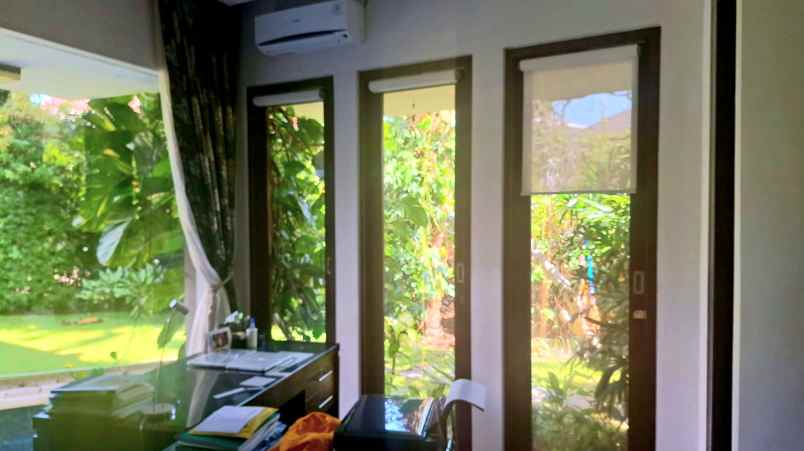 dijual rumah perumahan teras ayung