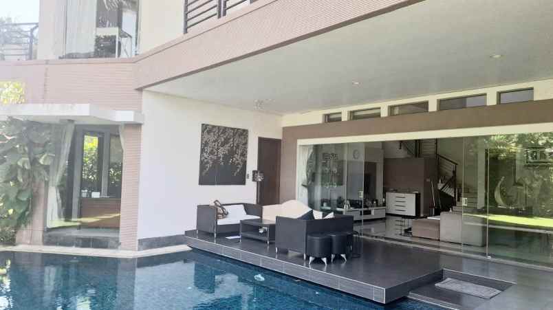 dijual rumah perumahan teras ayung