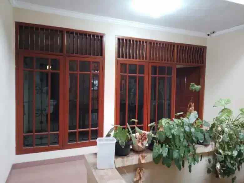 dijual rumah perumnas klender duren