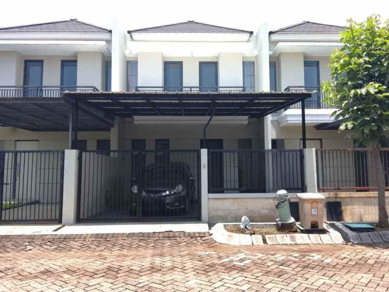dijual rumah pondok candra