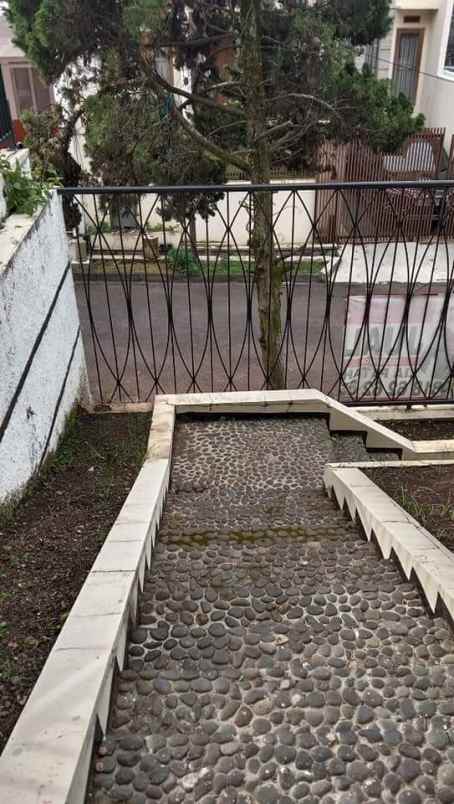 dijual rumah pondok hijau